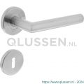 Intersteel Living 1317 deurkruk recht Hoek 90 graden op rond rozet 55 mm plus 7 mm nokken met sleutelgat plaatje RVS EN 1906/4 0035.131703