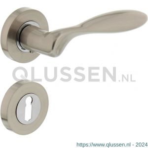 Intersteel Living 1695 deurkruk 1695 George op rond rozet 7 mm nokken met sleutelgat plaatje nikkel mat 0019.169503