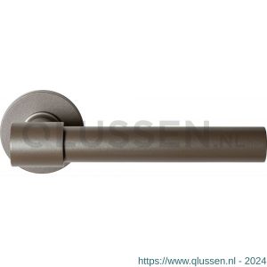 GPF Bouwbeslag Anastasius 3052.A3-00 Hipi Deux+ deurkruk 141,5 mm op ronde rozet 50x8 mm Mocca blend GPF3052A30100-00