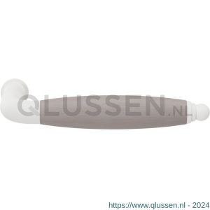 GPF Bouwbeslag ZwartWit 8283 XL Ika XL deurkruk gebogen met ronde eindknop wit-eiken whitewash GPF828301100